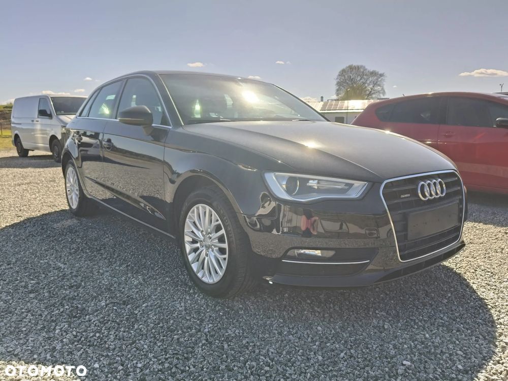 Audi A3 Sportback 1.6 TDI ultra Attraction - 4
