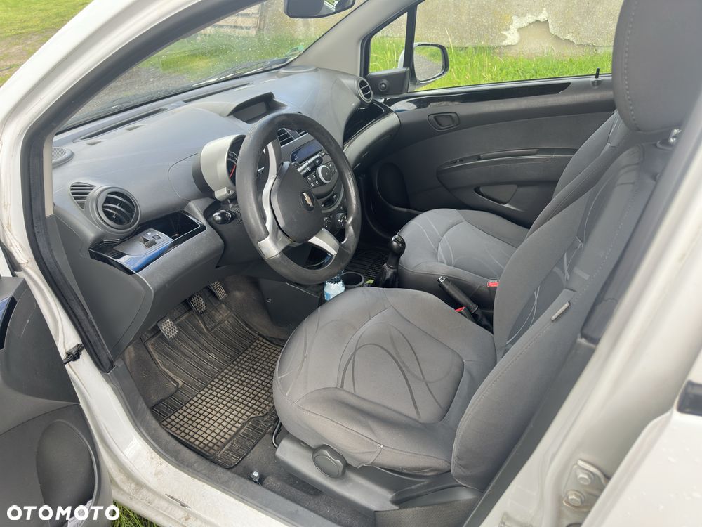 Chevrolet Spark - 3