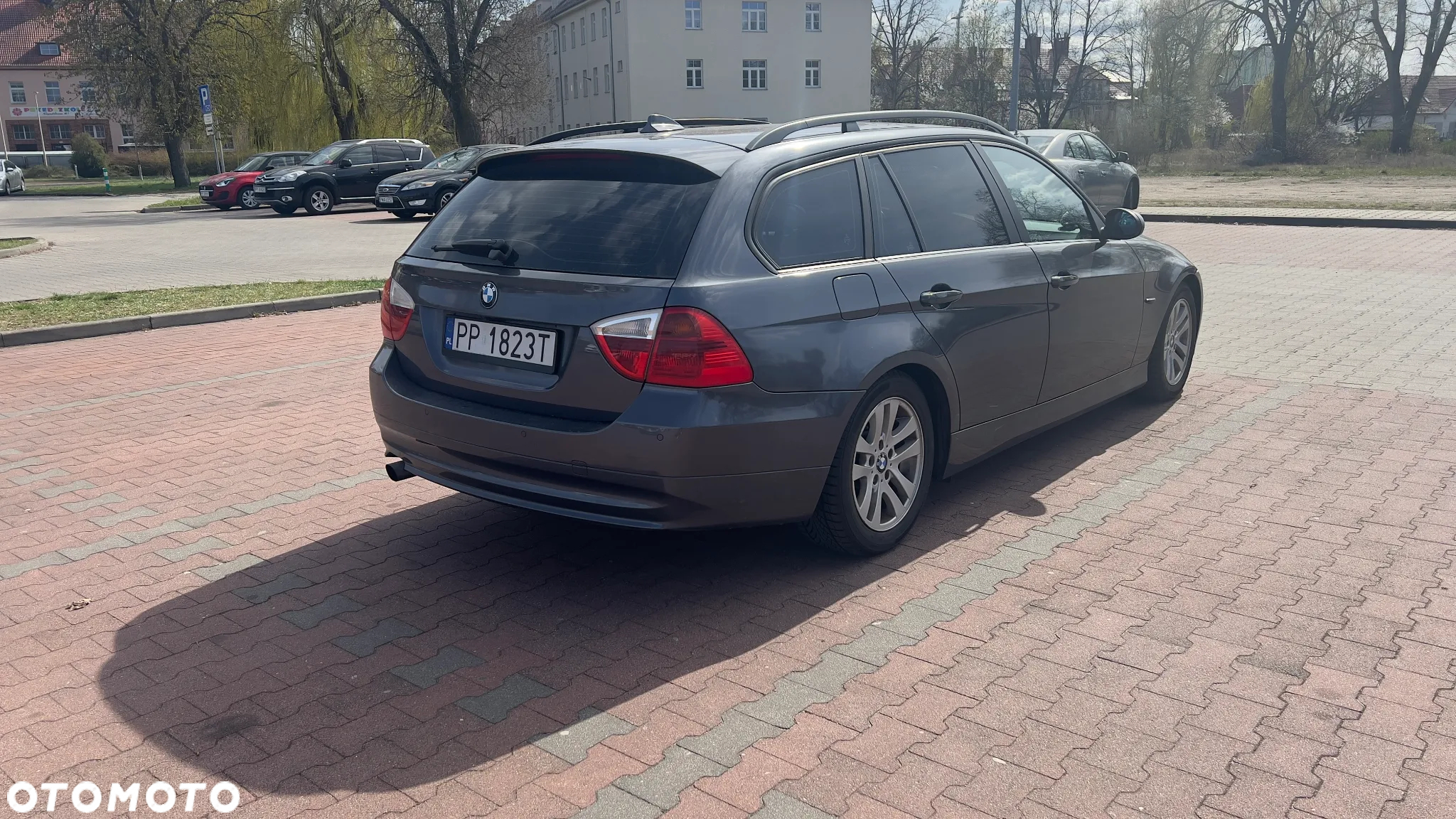 BMW Seria 3 320i - 3
