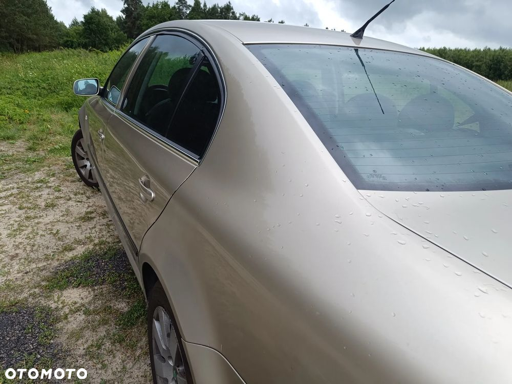 Skoda Superb 1.9 TDI Prestige - 4