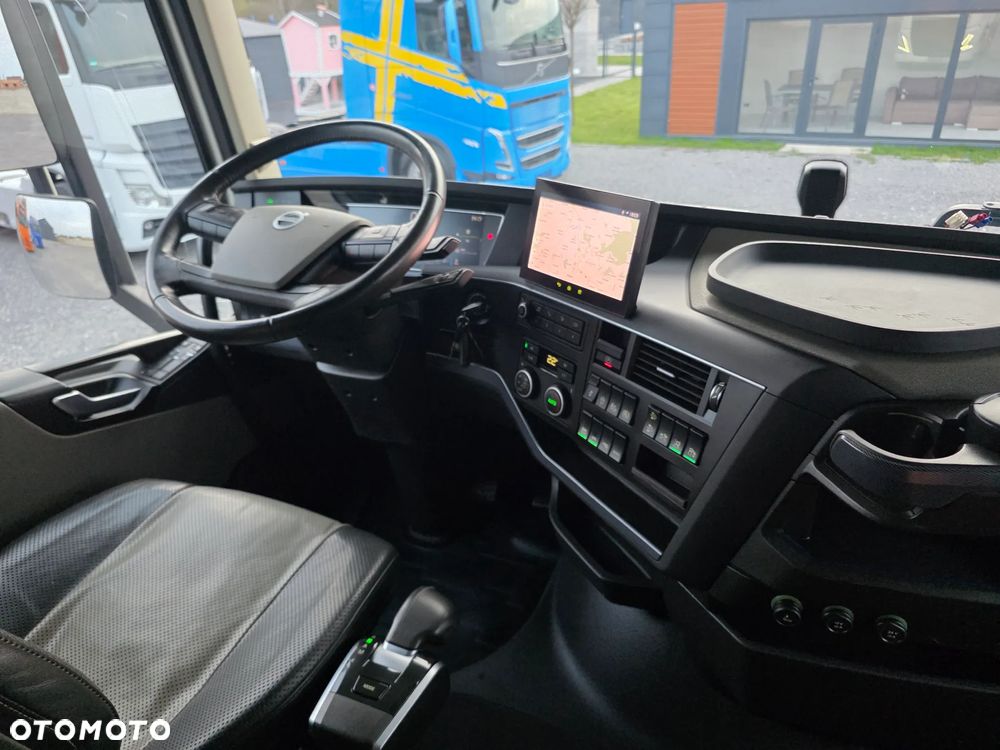Volvo FH500/EURO6/ADR/FULL LED/ZŁOTY KONTAKT/SPROWADZONE Z NIEMIEC - 26