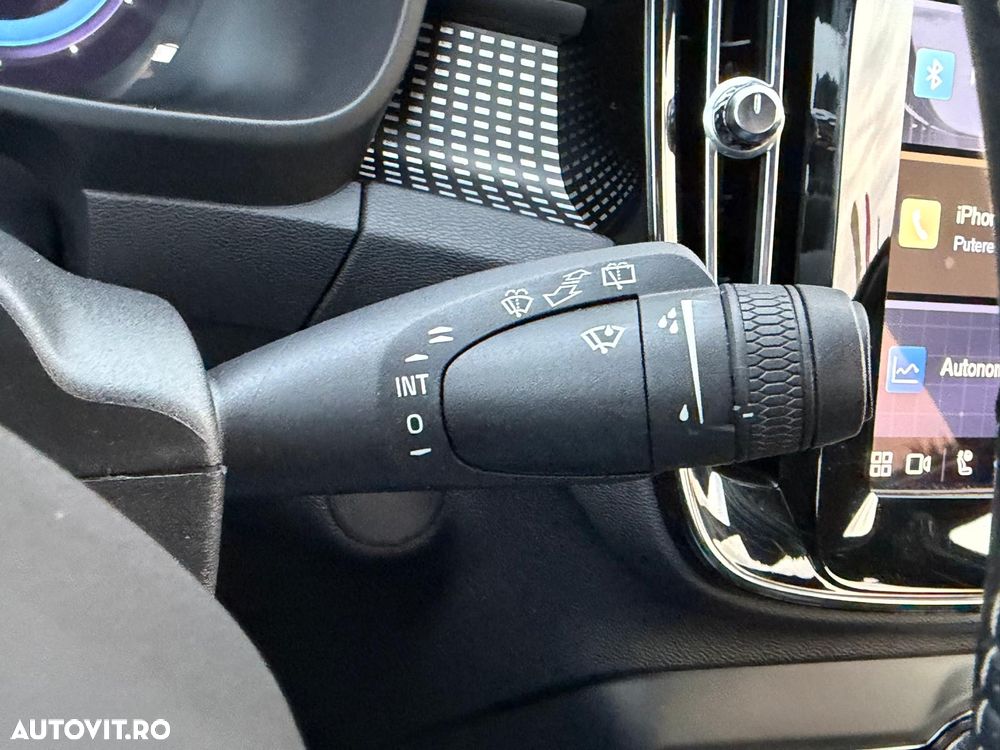 Volvo XC 40 P8 AWD Recharge RDesign - 28