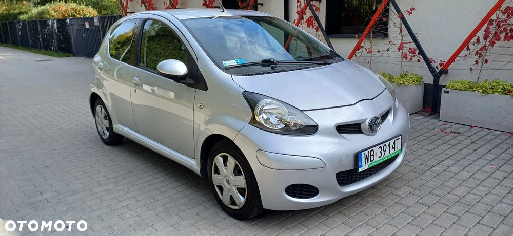 Toyota Aygo - 1