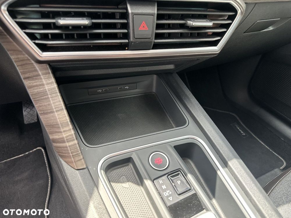 Seat Leon 1.0 eTSI Xcellence DSG - 27
