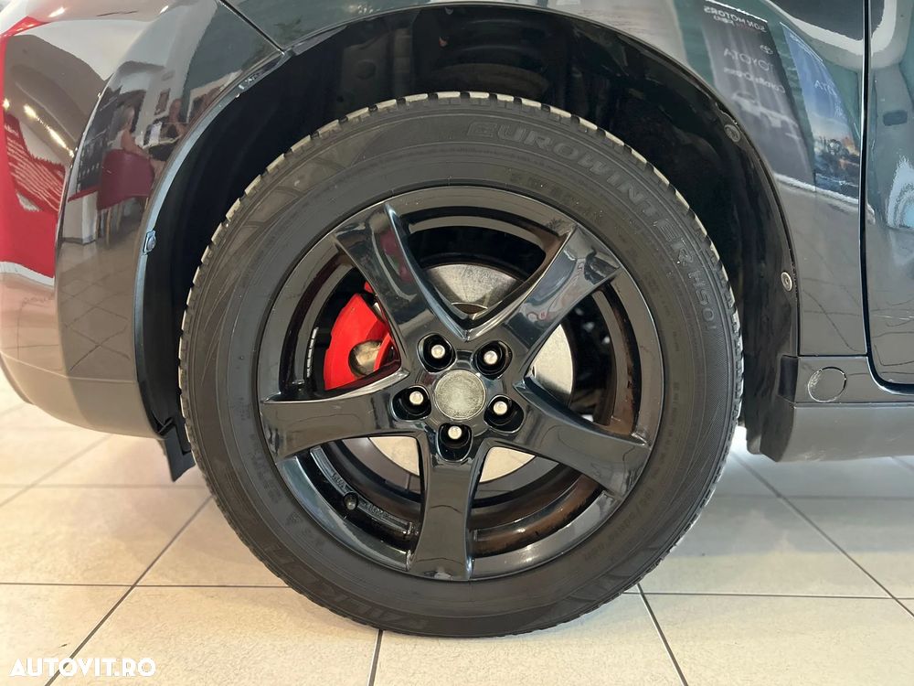 Toyota Urban Cruiser 1.4 D-4D 4x4 Trek+ - 27