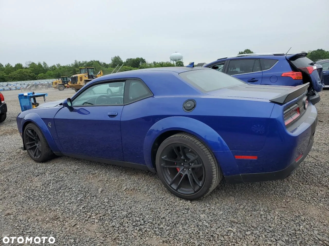 Dodge Challenger - 2