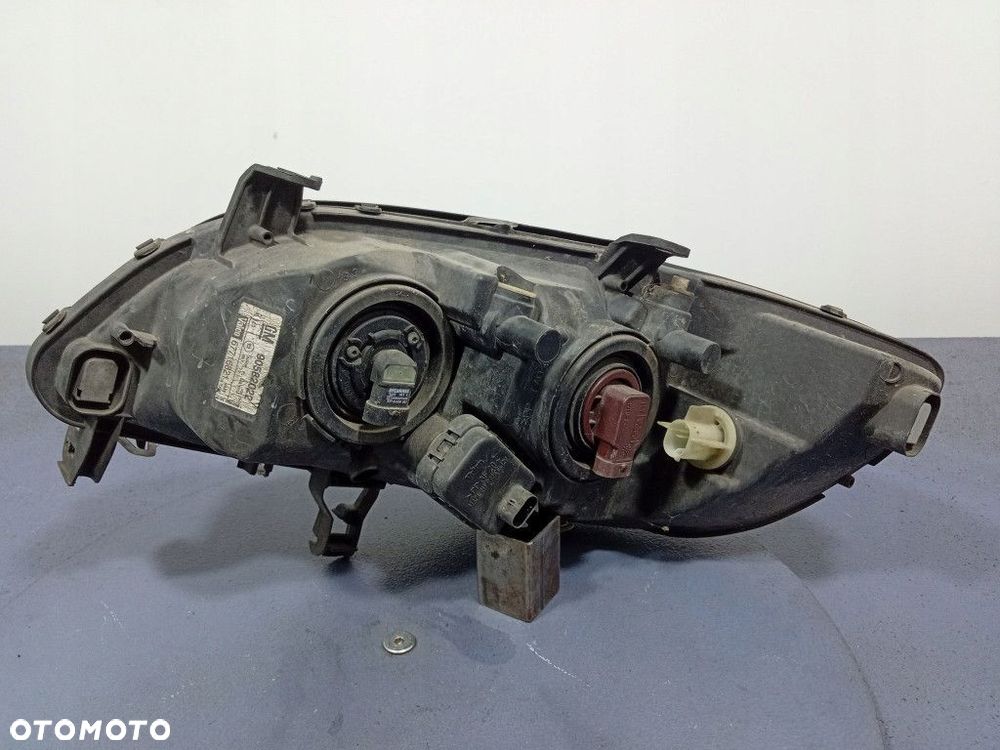 OPEL ZAFIRA A REFLEKTOR PRAWY LAMPA EU 90582022 - 3