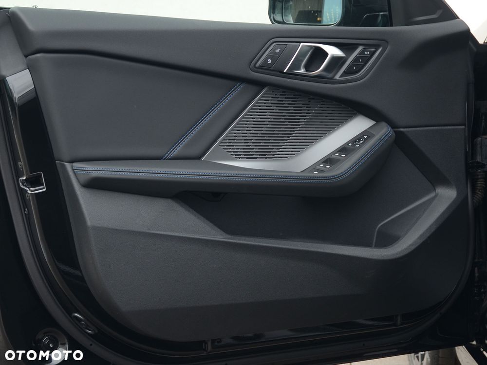 BMW Seria 2 220 mHEV - 10