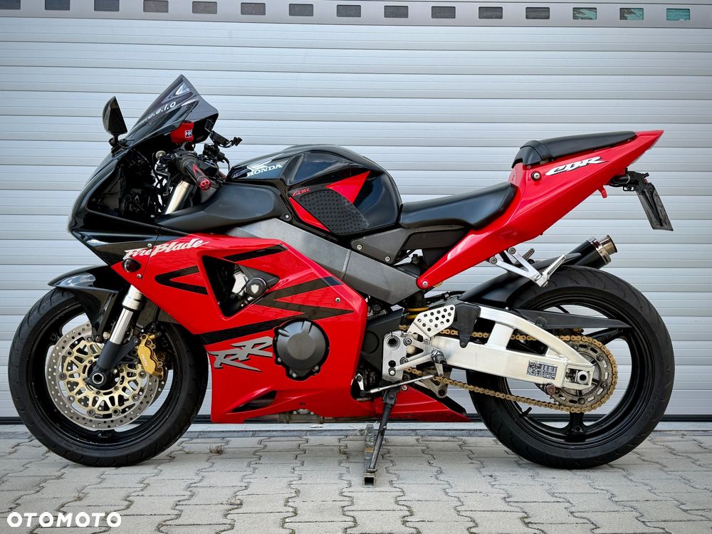 Honda CBR - 9