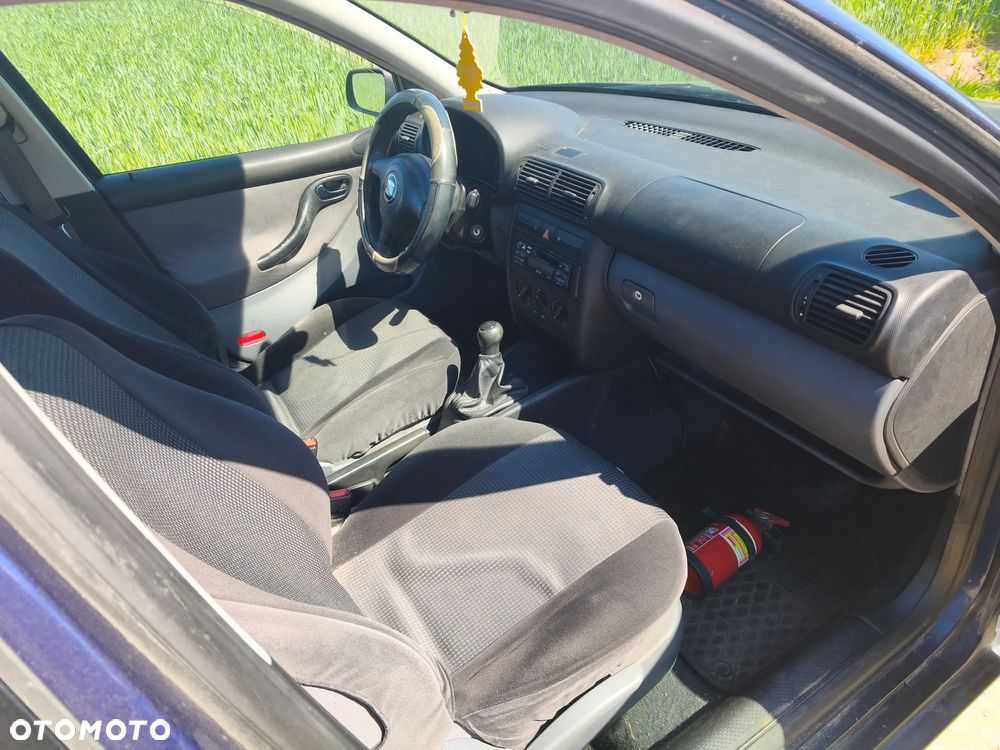 Seat Leon 1.9 TDI Signo - 8