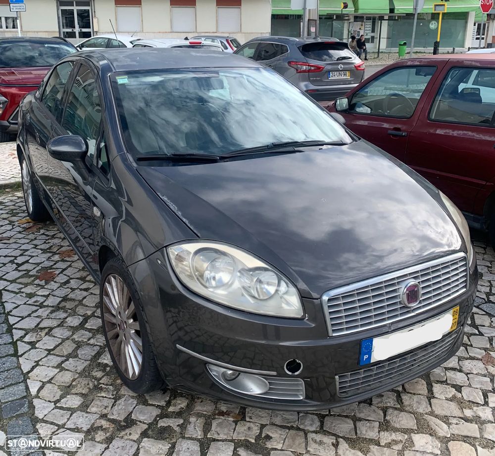 Fiat Linea 1.3 M-Jet Emotion - 12