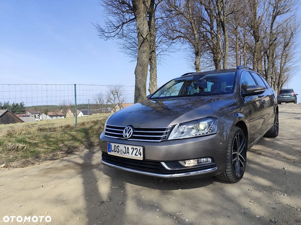 Volkswagen Passat 2.0 TDI Sportline DSG - 17