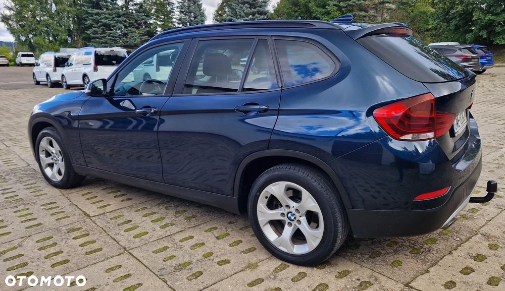 BMW X1 xDrive18d - 12