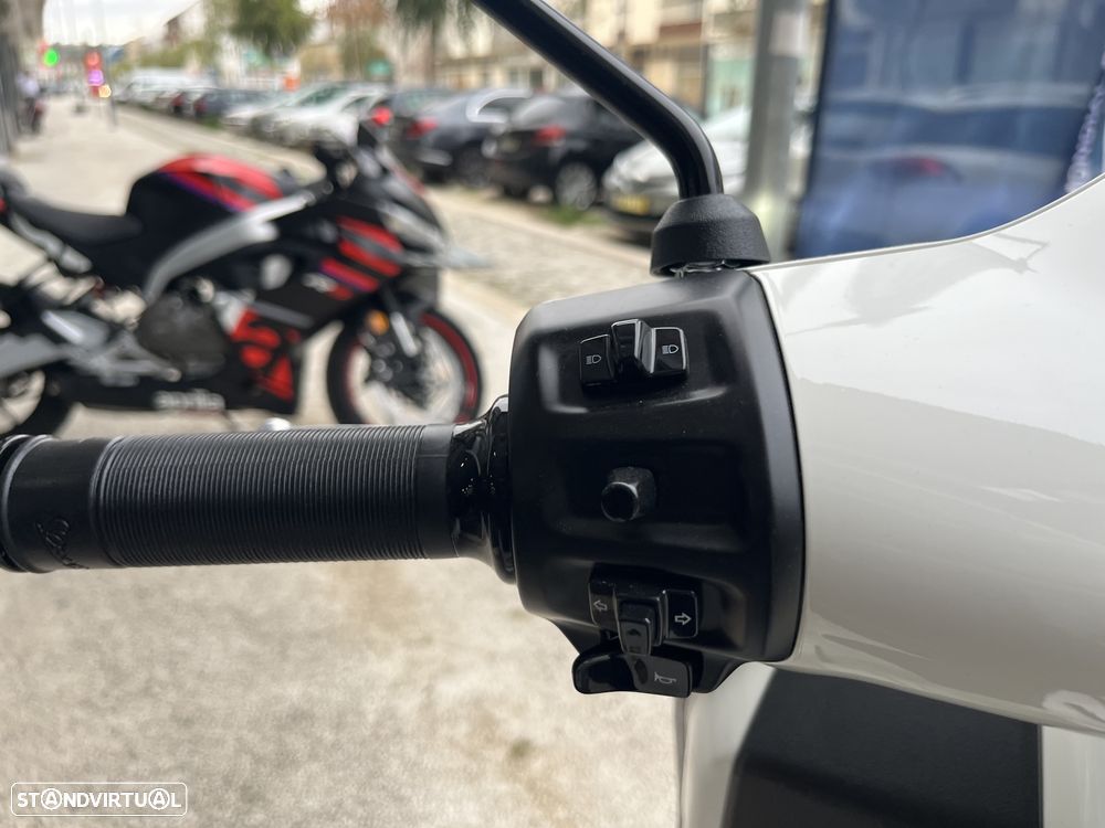 Vespa GTS Super Sport 310 - MOTA DE SERVIÇO !! - DESDE 95 EUR / MÊS !! - 31