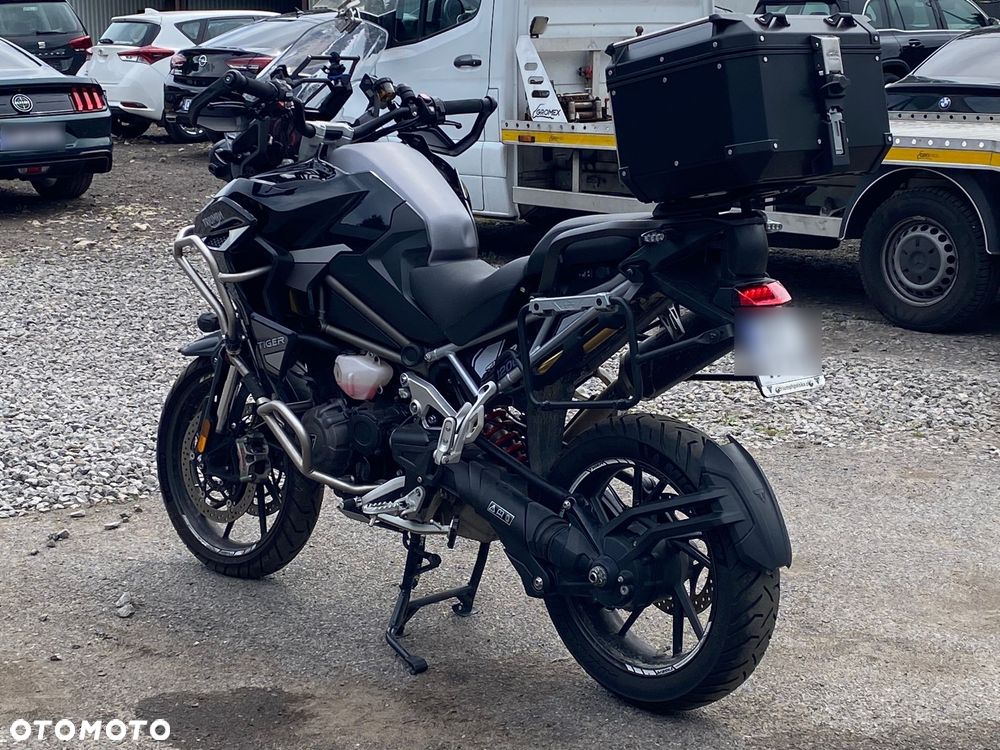 Triumph Tiger - 9
