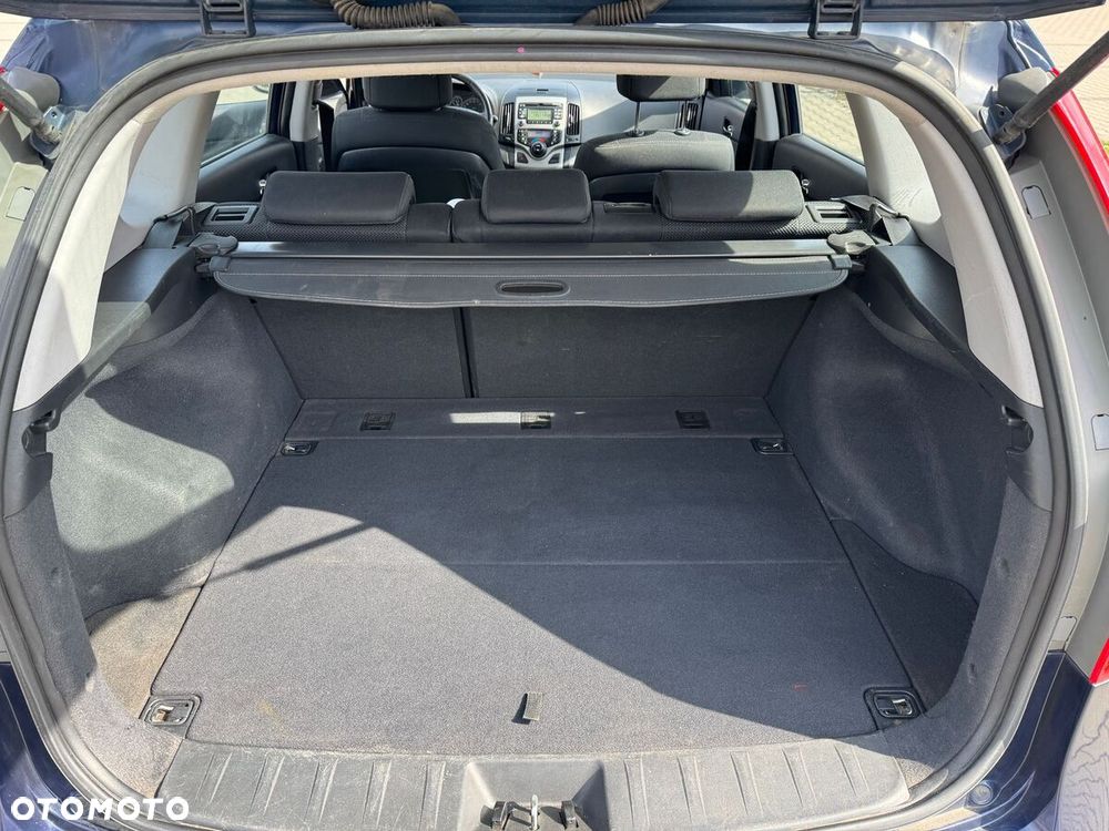 Hyundai i30 1.6 CRDi Comfort - 12