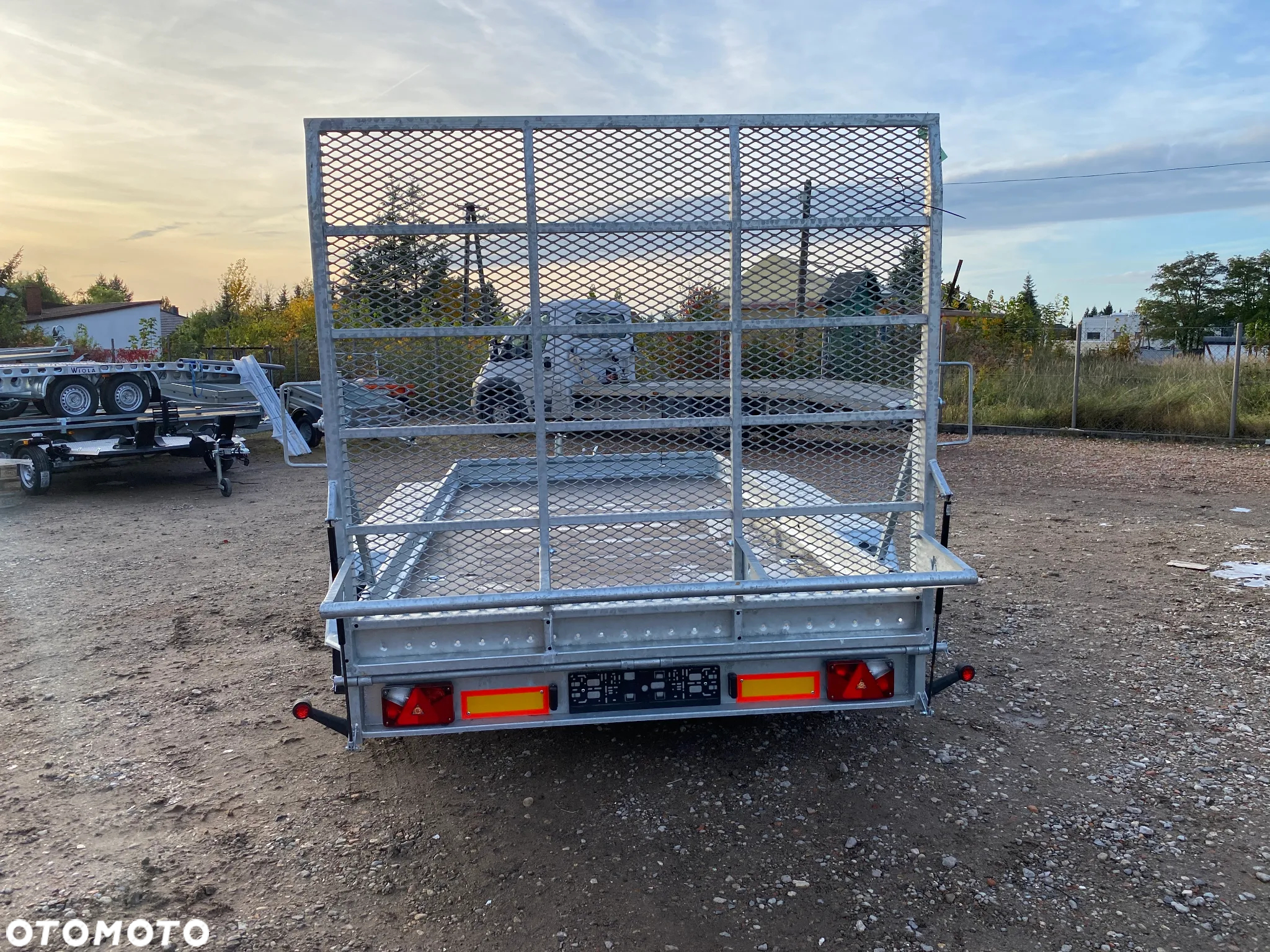Niewiadów | 450X190X18 | DMC 3,5T | R14C | K4035 | Z RAMPĄ NAJAZDOWĄ | DO PRZEWOZU MASZYN I POJAZDÓW 3 OSIOWA | RATY | LEASING | - 4