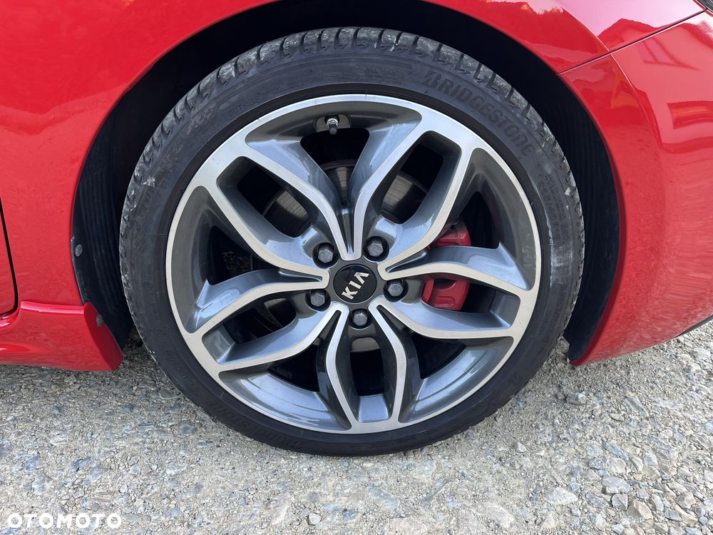 Kia Ceed 1.6 T-GDI GT - 29