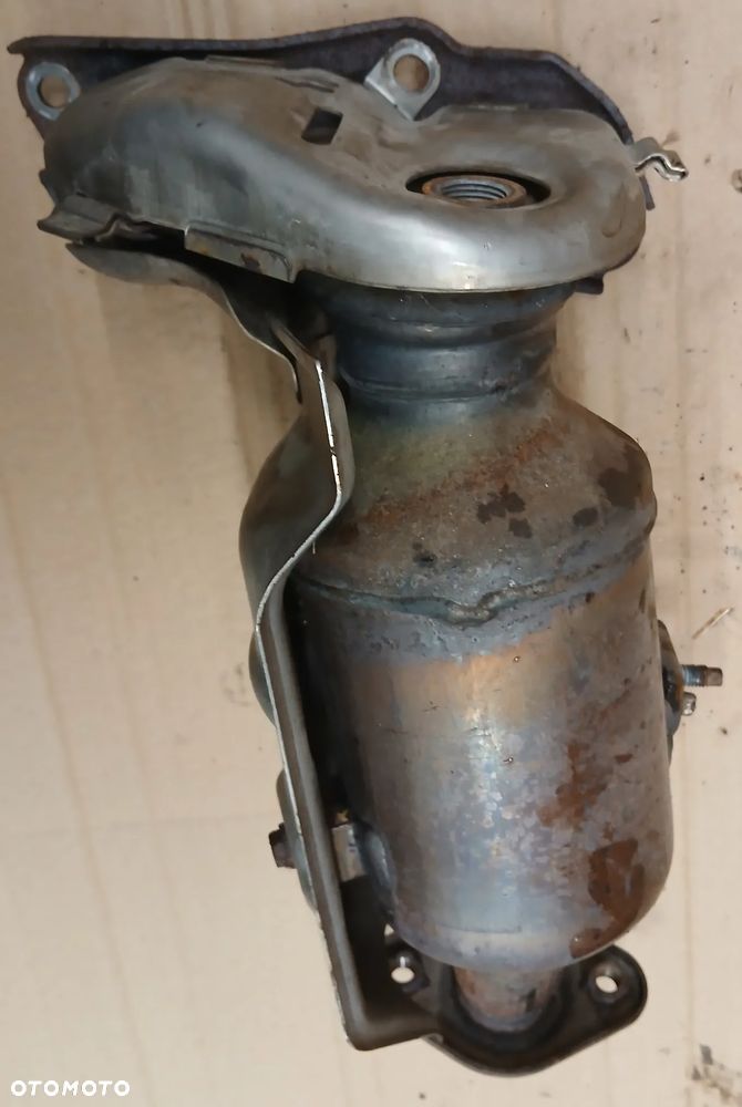 Toyota Aygo Yaris II 2  Citroen C1 Peugeot 107 1.0 kolektor wydechowy katalizator - 1