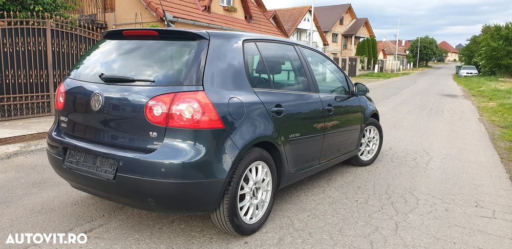 Volkswagen Golf 1.6 United - 4