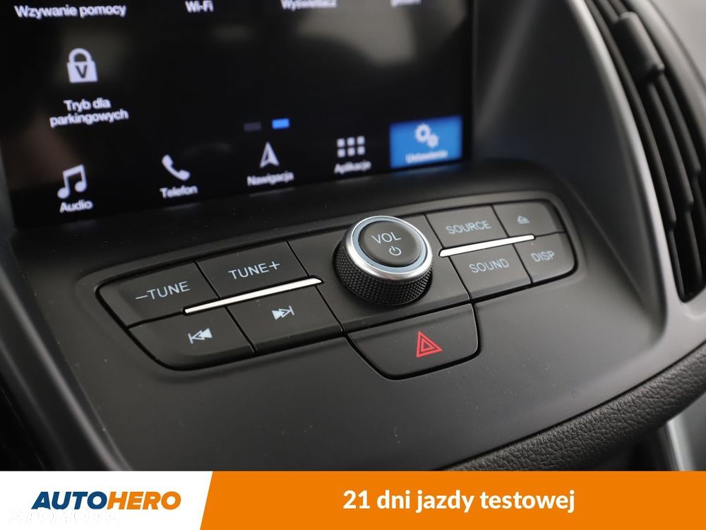 Ford Kuga - 24