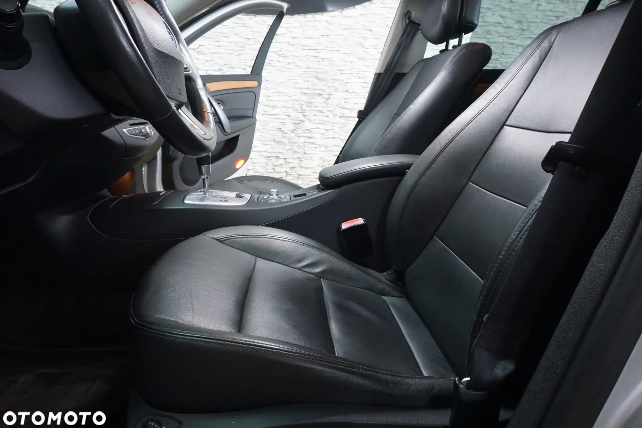 Renault Laguna 2.0 16V Turbo Initiale - 27