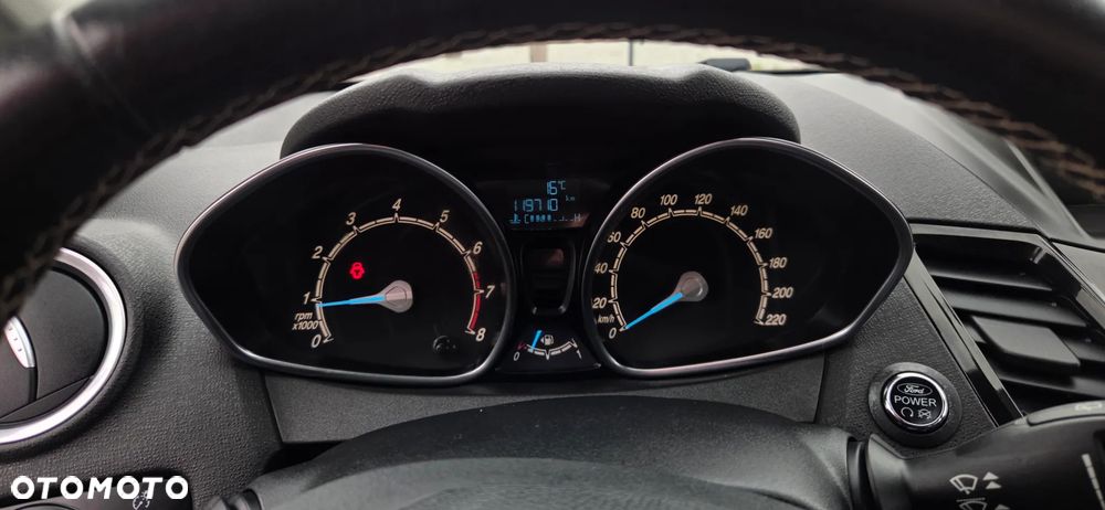 Ford Fiesta 1.0 EcoBoost STart-Stop Titanium - 24