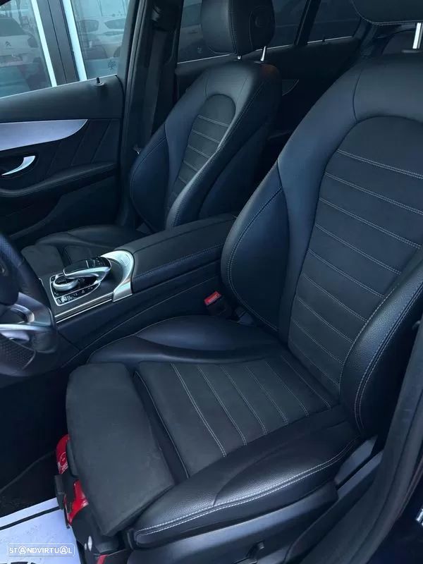 Mercedes-Benz C 300 — fotografia 9