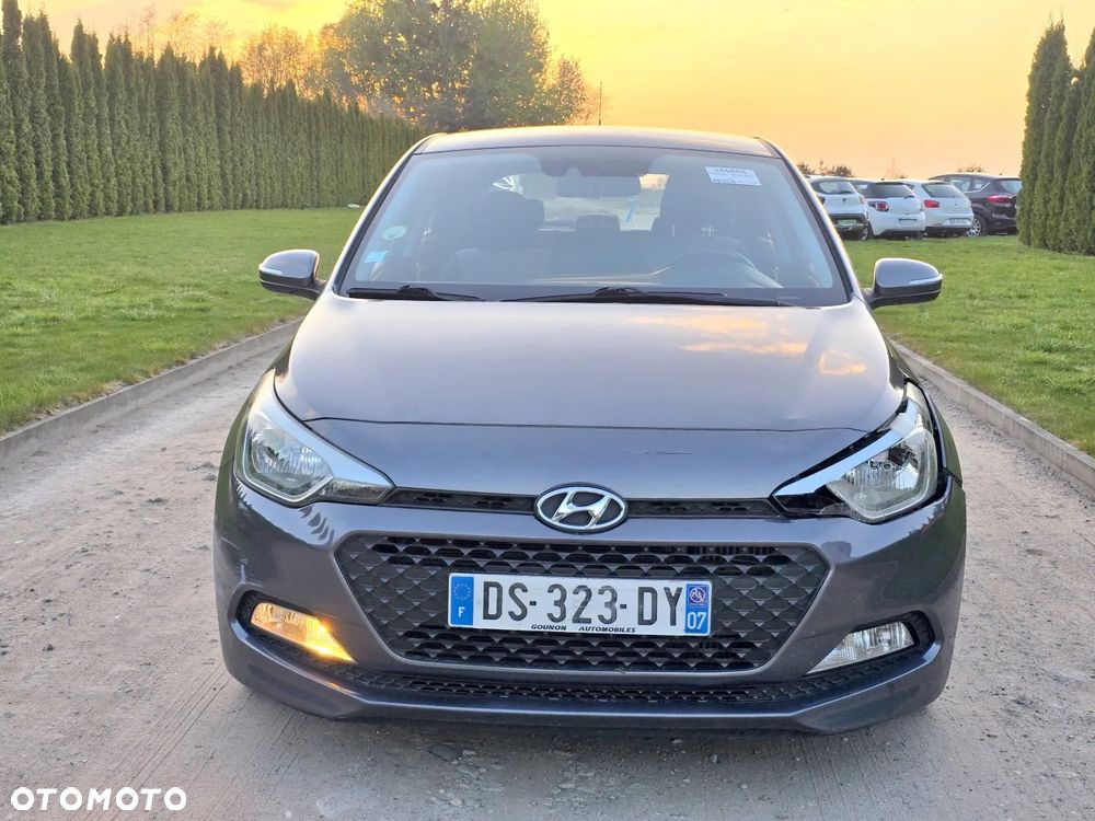 Hyundai i20 1.1 CRDi Passion - 8