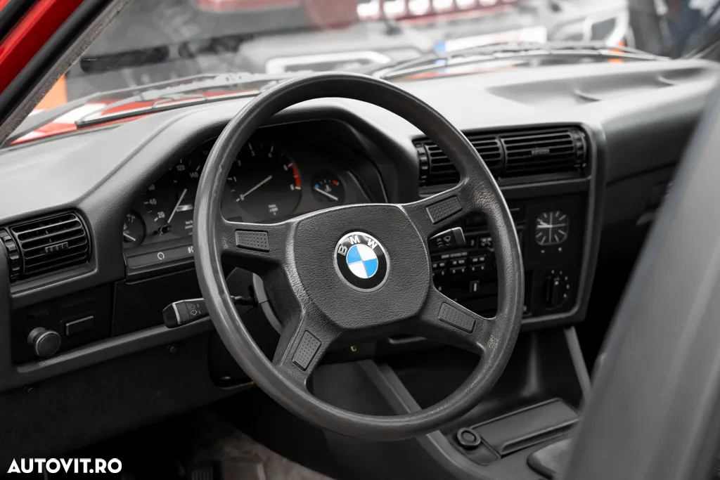 BMW Seria 3 - 22