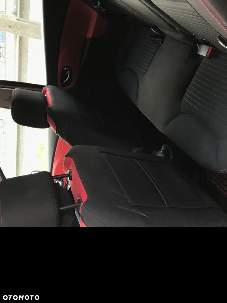 Renault Clio - 13