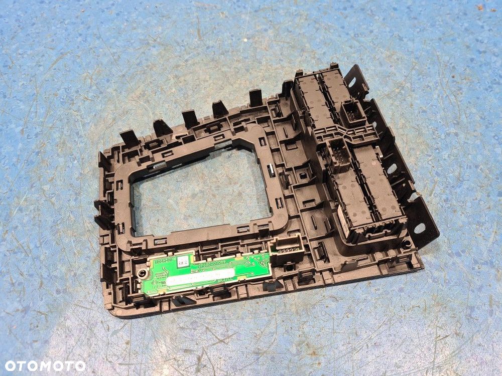 SKODA OCTAVIA III KOMBI SCOUT RAMKA DRĄŻKA ZMIANY BIEGÓW - 7