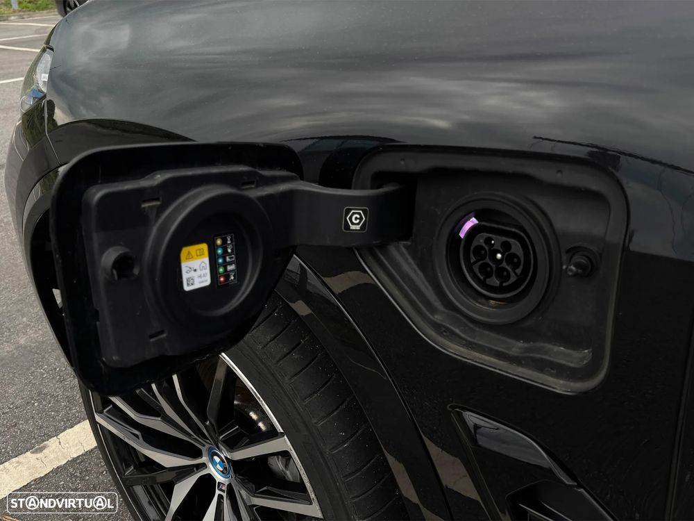 BMW X5 50 e xDrive Edição Desportiva M - 18