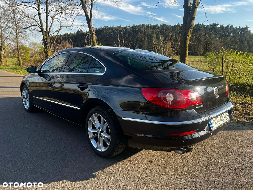 Volkswagen Passat 2.0 TDI Trendline - 5