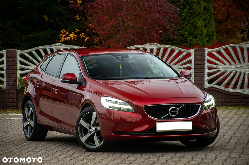 Volvo V40 2017 photo 2