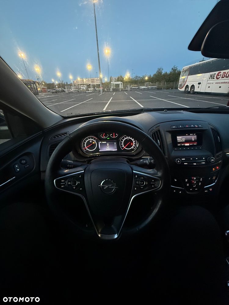Opel Insignia - 10