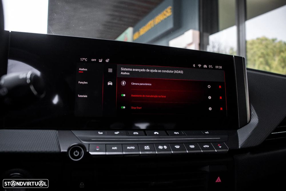 Opel Astra Sports Tourer 1.2 Turbo Auto GS Line - 38