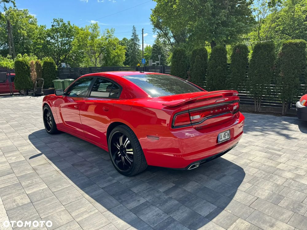 Dodge Charger - 5