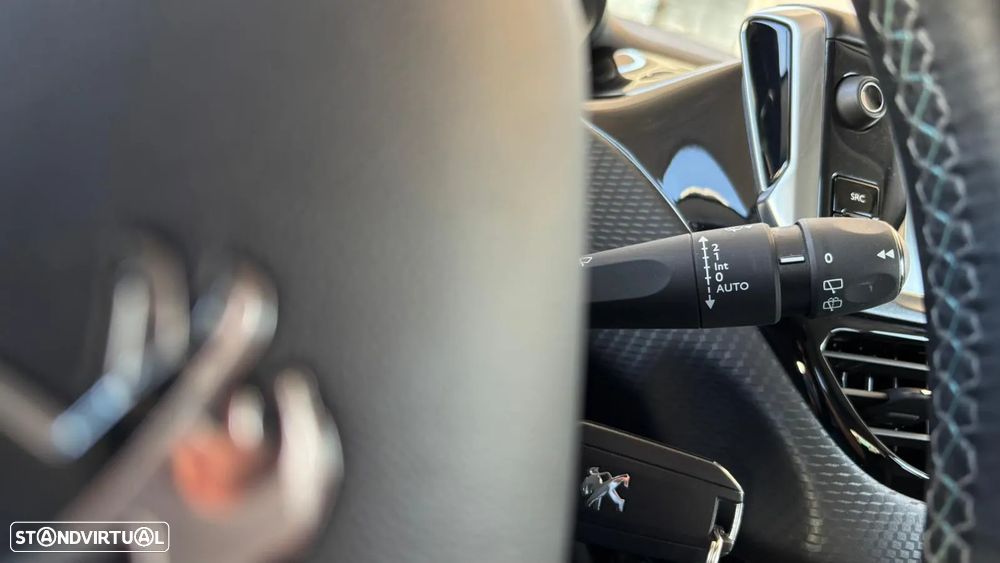 Peugeot 2008 1.2 PureTech Crossway EAT6 - 10