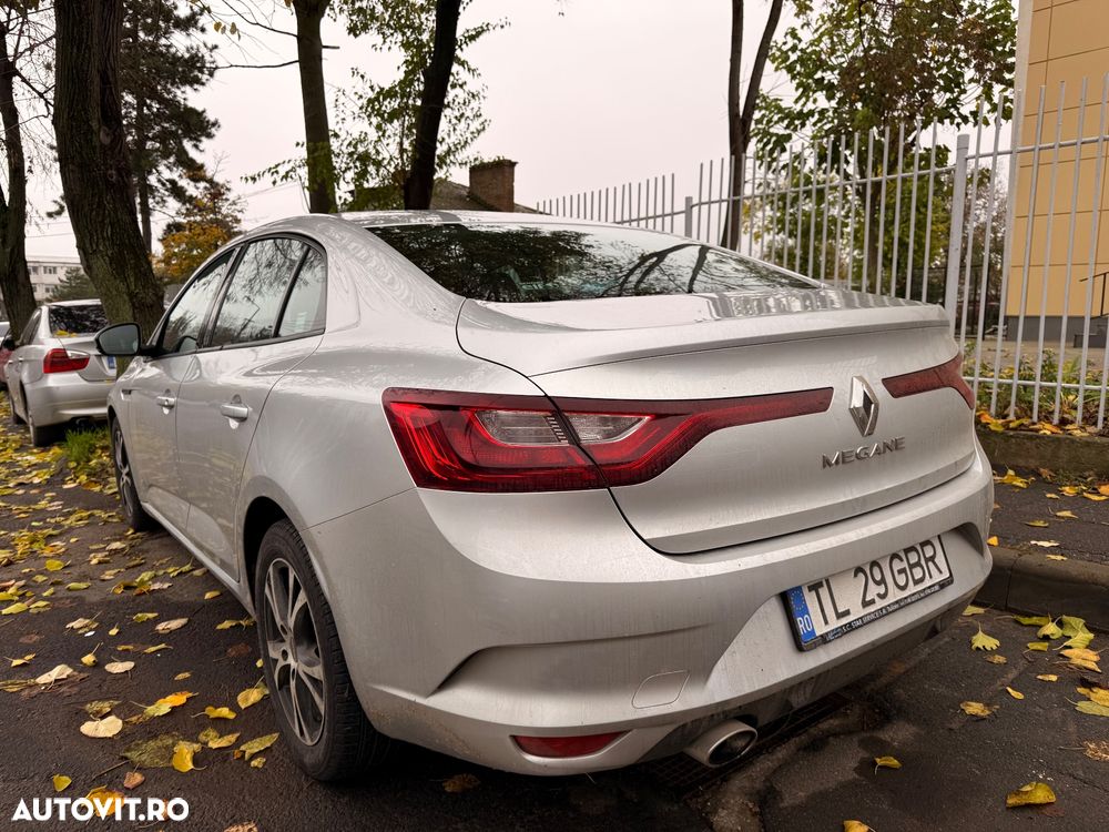 Renault Megane - 11