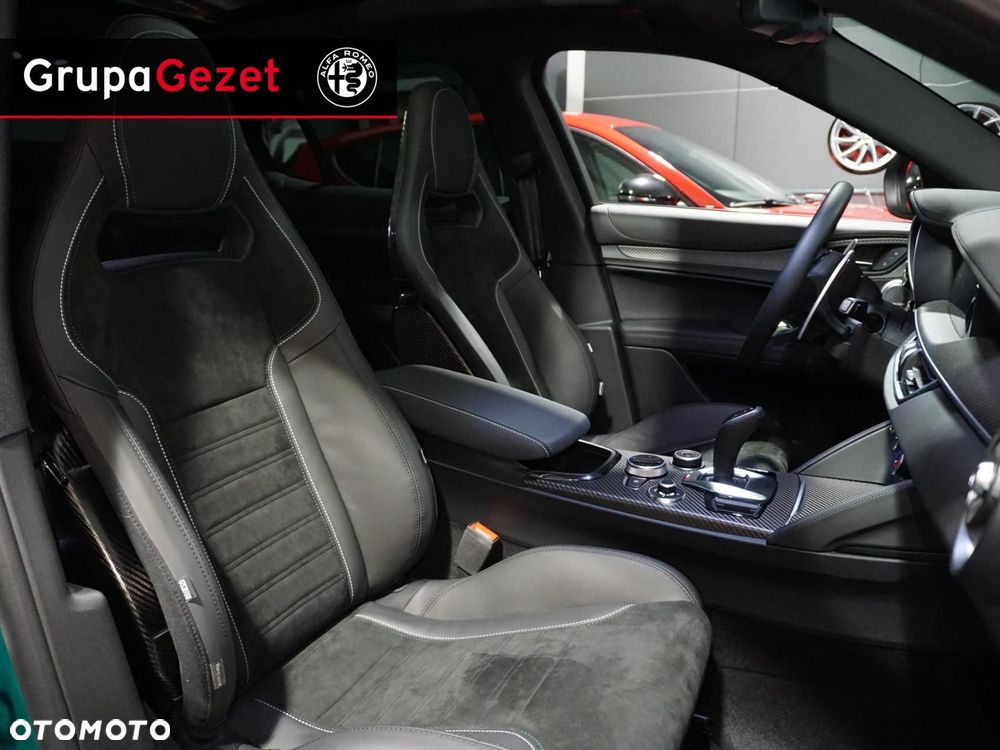 Alfa Romeo Stelvio - 7