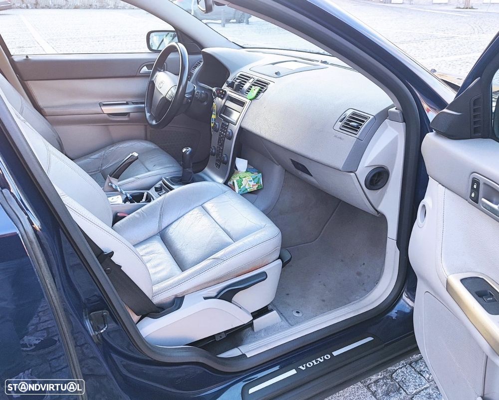 Volvo V50 2.0 D Nível 2 - 18