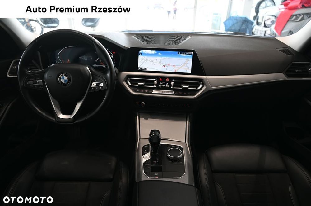 BMW Seria 3 318i Advantage - 11