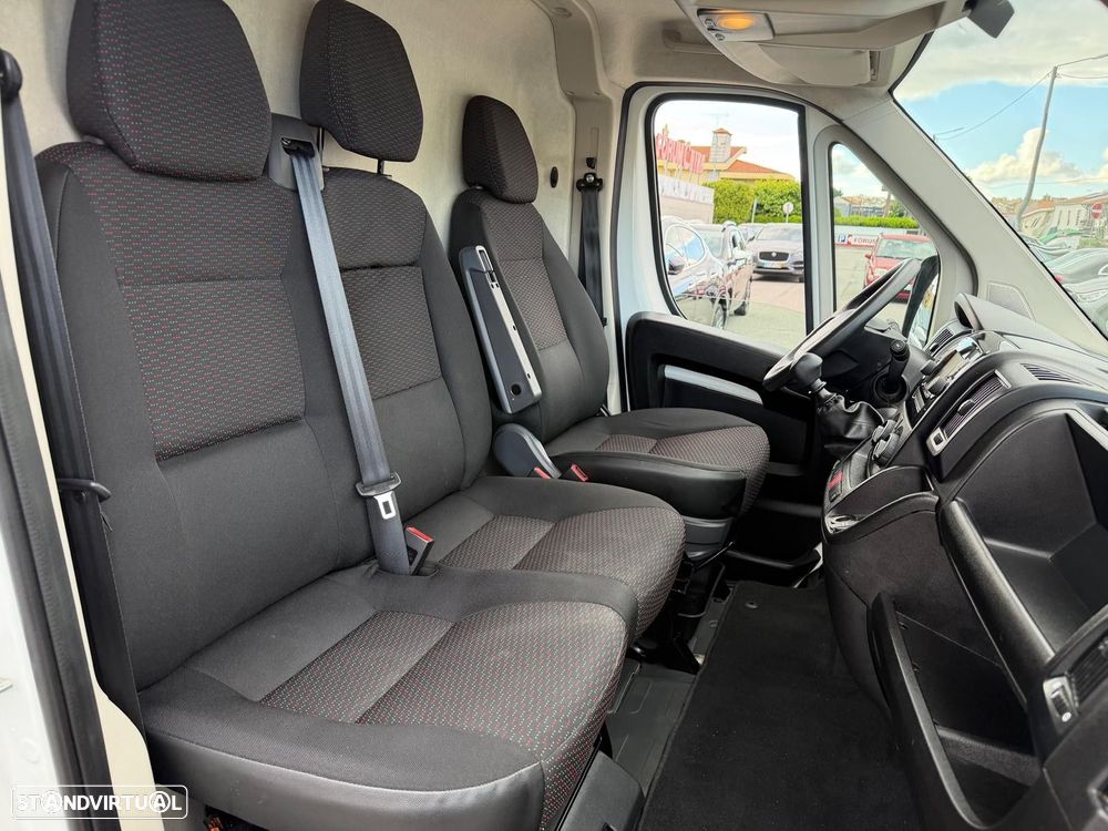 Citroën Jumper 2.2 BlueHDi 30 L1H1 - 12