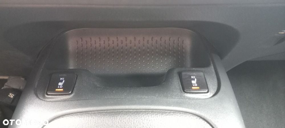 Toyota Corolla 1.8 Hybrid Comfort - 11