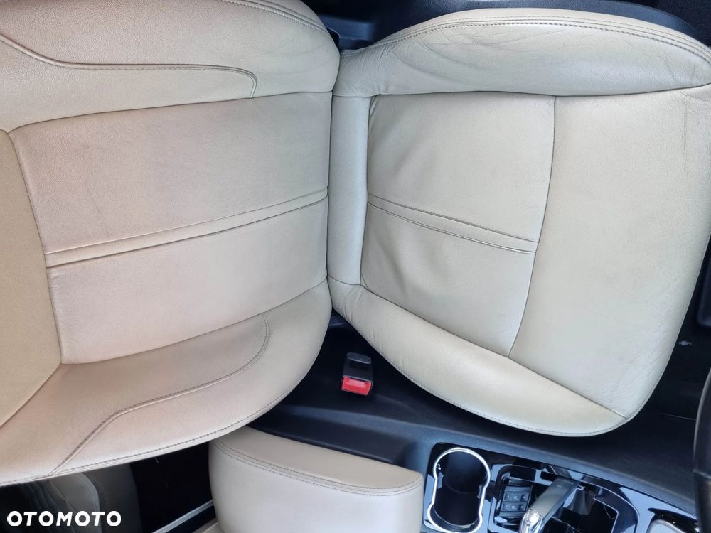 Ford S-Max - 34
