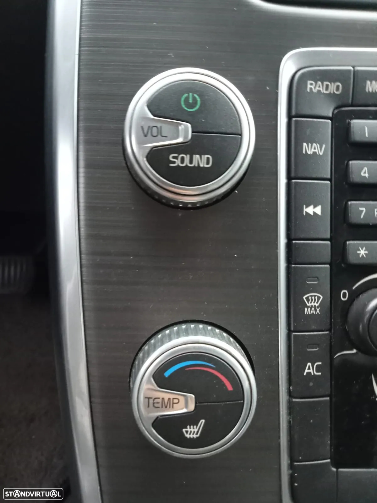 Volvo XC 70 D4 Geartronic Summum - 44