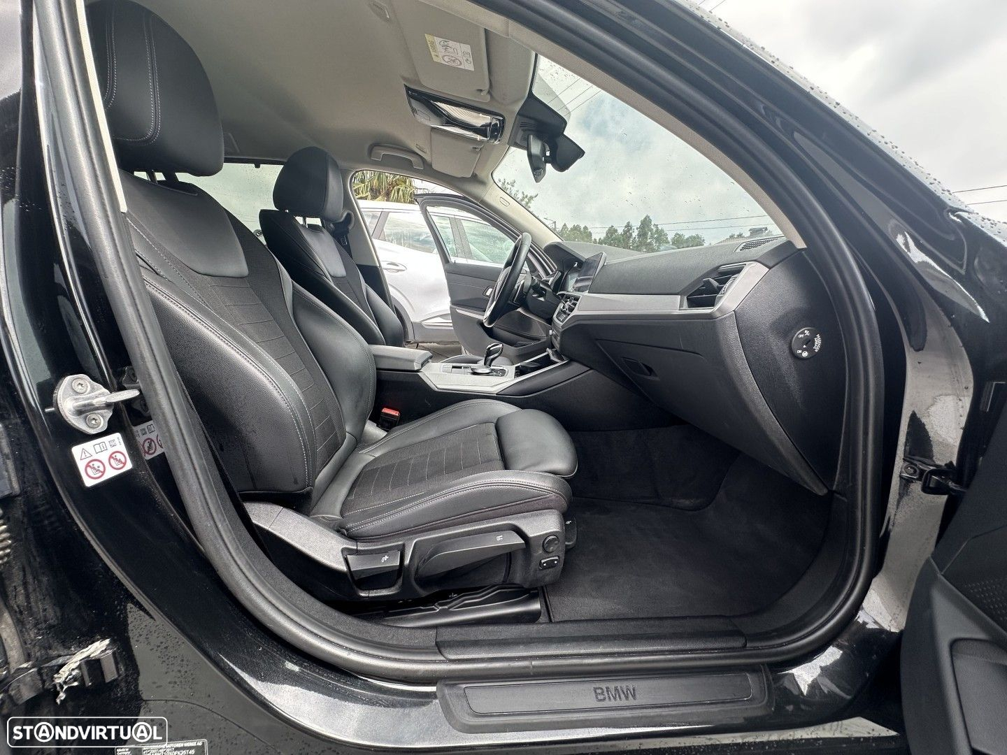 BMW 330 e Touring Aut. Sport Line - 18