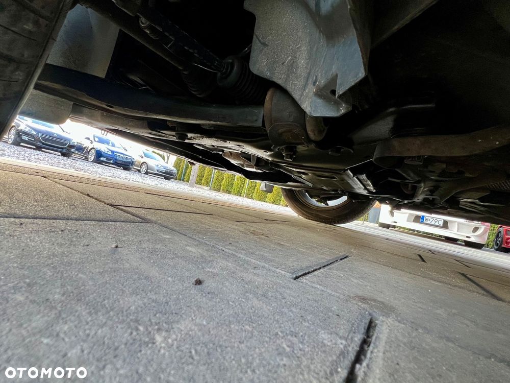 Ford Mondeo - 24
