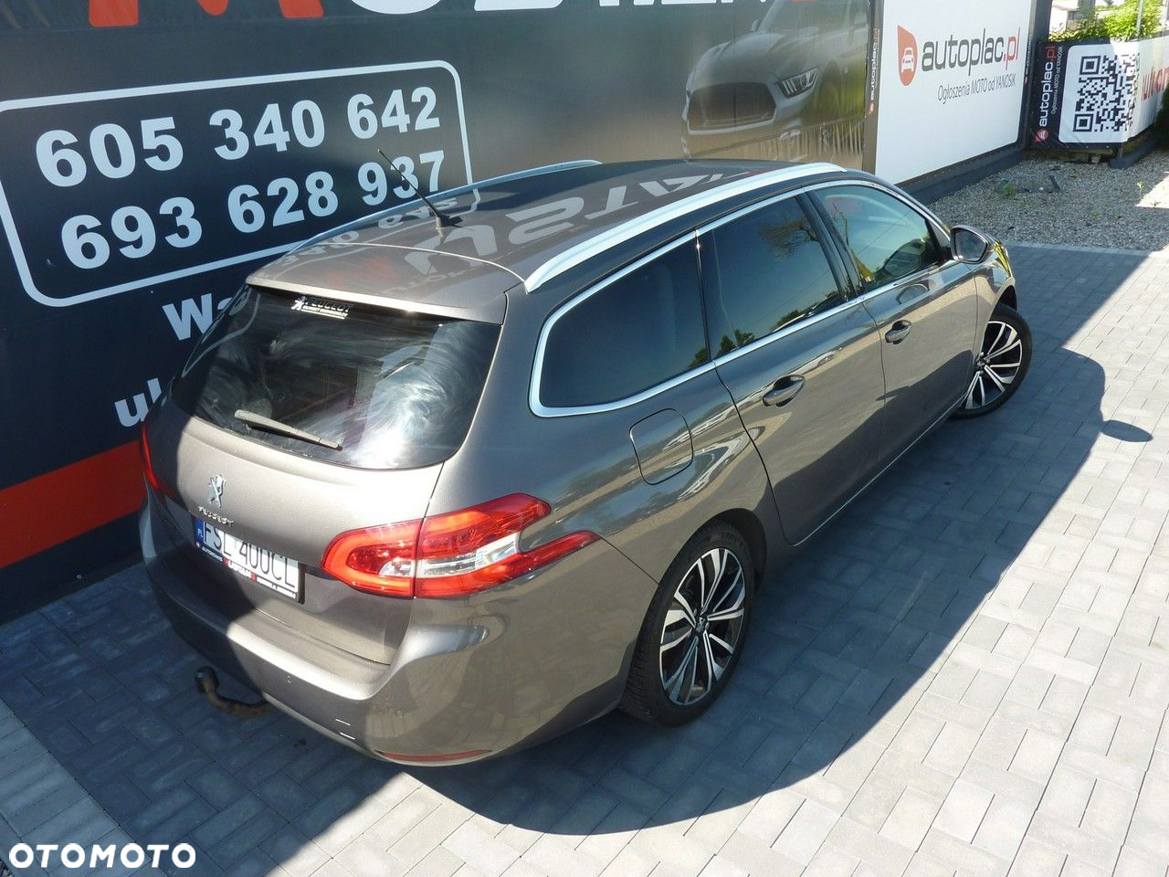 Peugeot 308 - 8